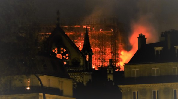 Notre-Dame en feu le 15avril 2019, 22h30 (photo ChPL)